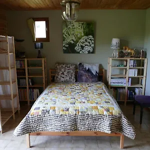 https://chambre-independante-deux-personnes-au-bord-de-la-blanche.fr-provencehotel.com